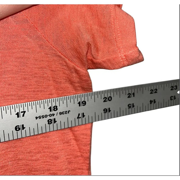 Athleta Women's Breezy Scoop V-Neck Tee Coral Size Medium Relaxed Fit Top - Picture 6 of 9